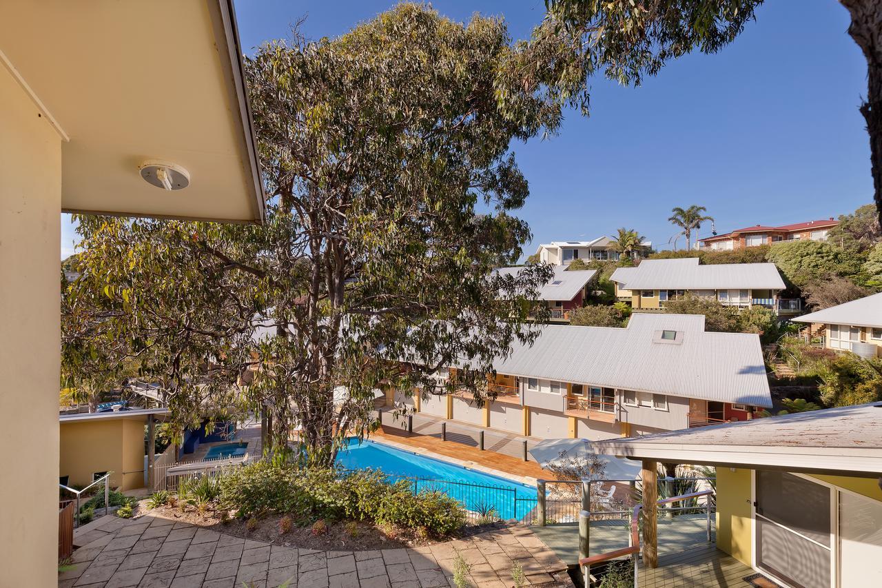 Tathra Beach House Holiday Apartments Экстерьер фото